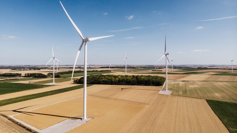 Foto von Windrädern